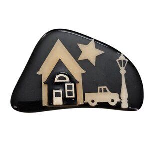 Lucinda House Black White Pin